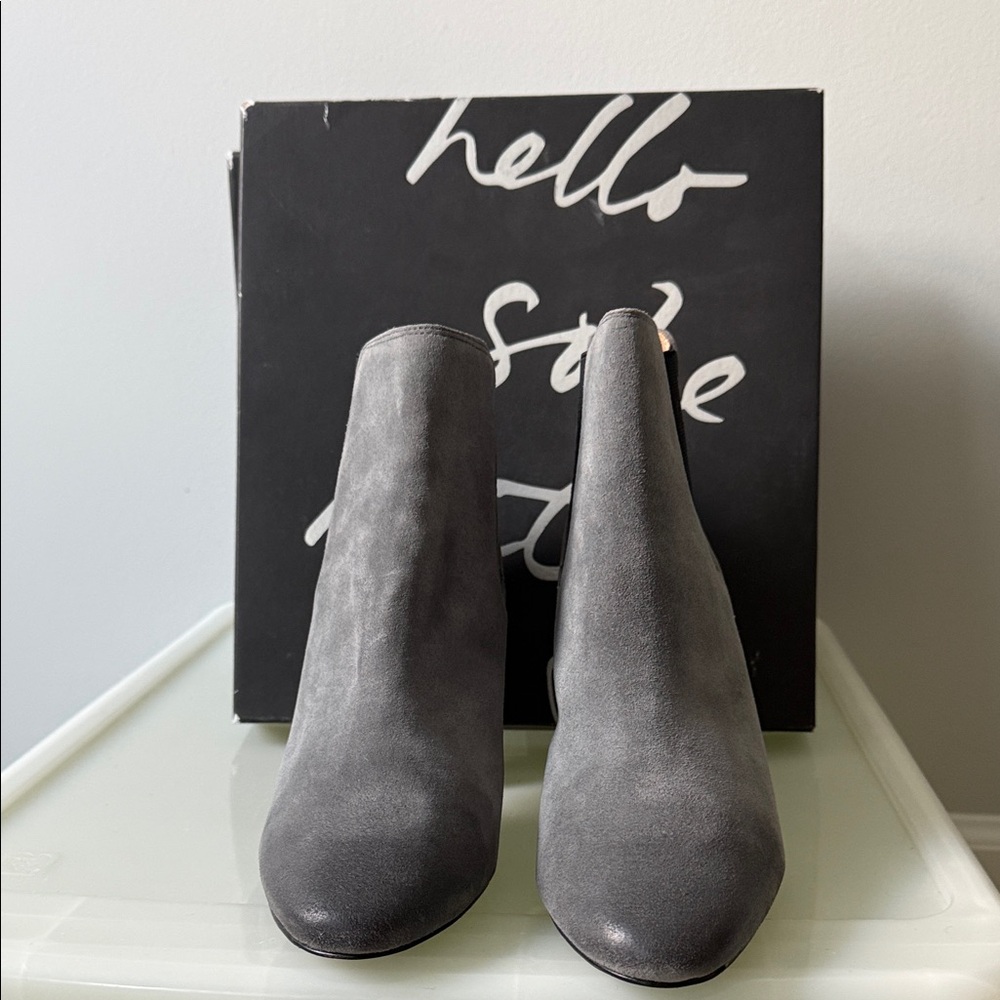 Banana Republic Gray Ankle Boots